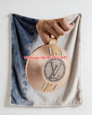 Luxury Rose Gold LV Portable Speaker Flannel Sofa Throw Blanket 487
